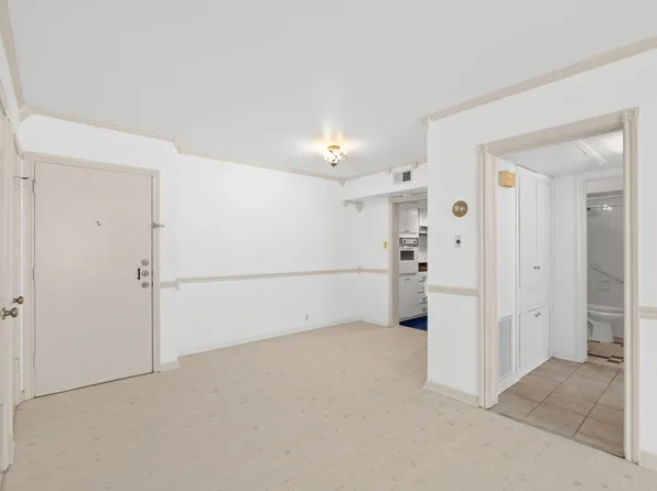 2601 Bellefontaine St APT B105, Houston, TX 77025
