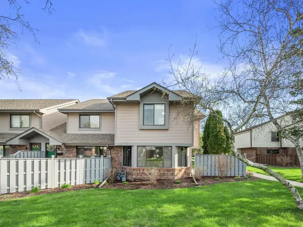 1460 28th COURT #1460, Kenosha, WI 53140