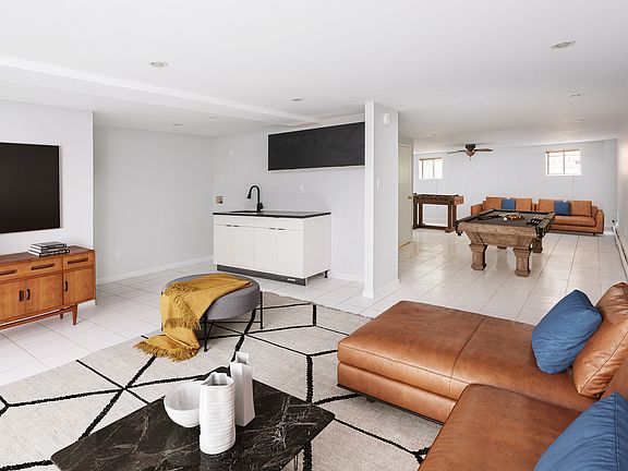 5th image of 173 Brook Ave Floor 2