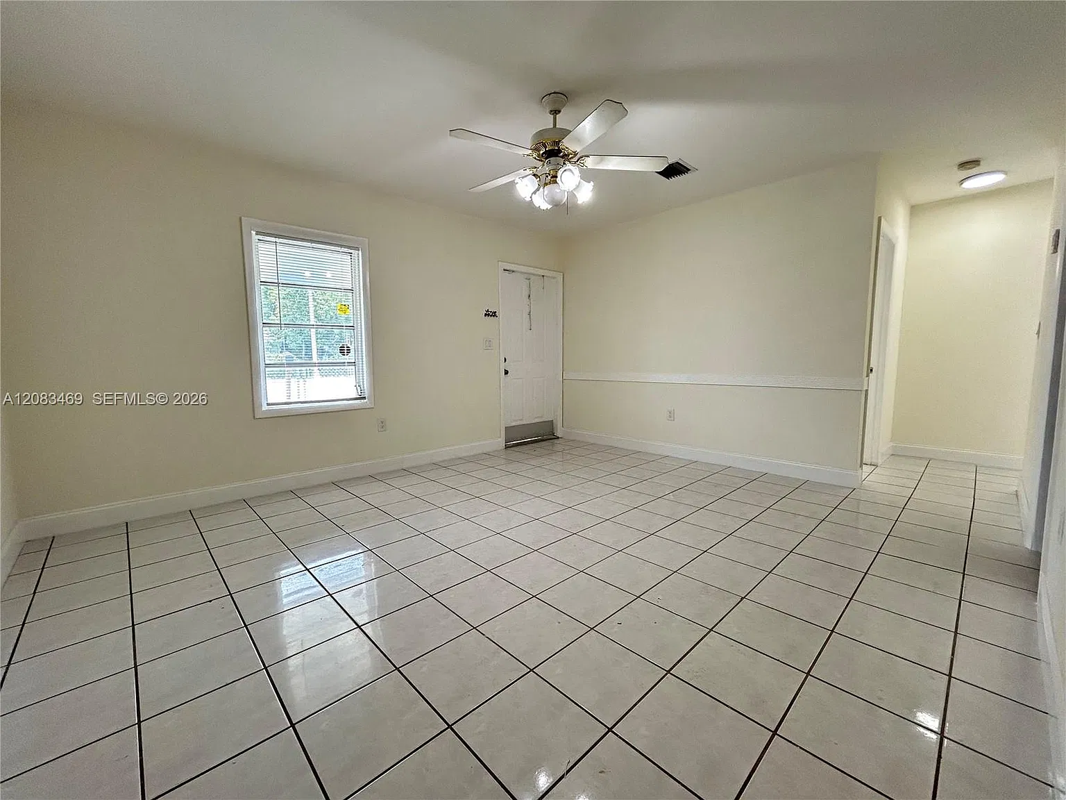 3 bed, 2.0 bath, 1105 sqft, $2,800 — Photo 4