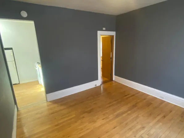 501 8th Ave SE #2, Minneapolis, MN 55414