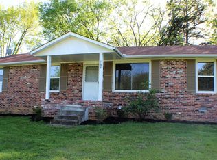 109 Oakmont Dr, La Vergne, TN 37086