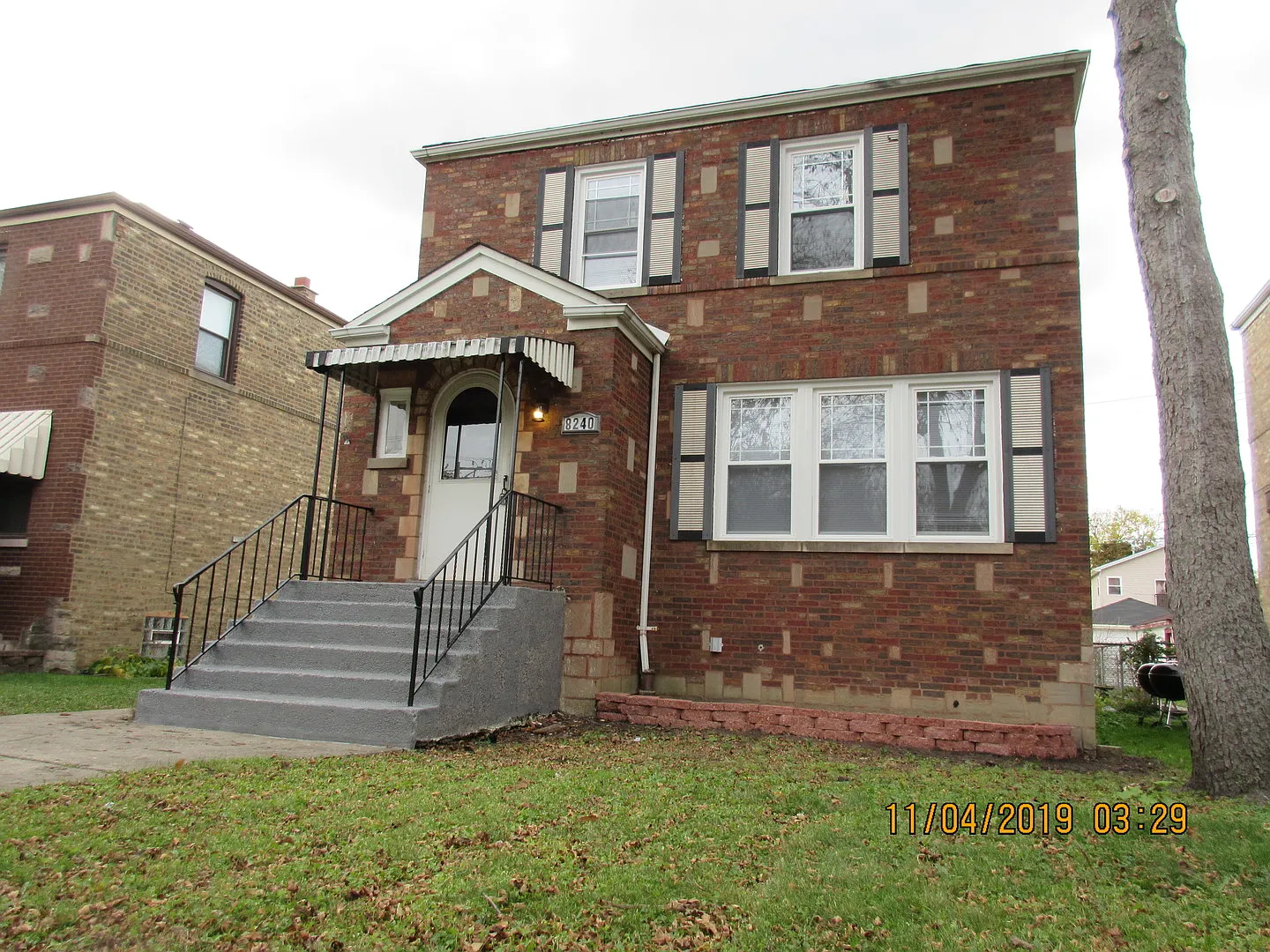 8240 S Campbell Ave photo 1