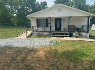 38 Campbell St, Cleveland, GA 30528