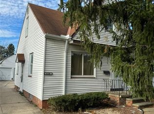 6106 Dunham Rd, Maple Heights, OH 44137