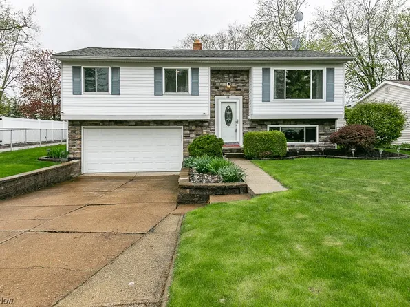 316 Bayshore Dr, Eastlake, OH 44095