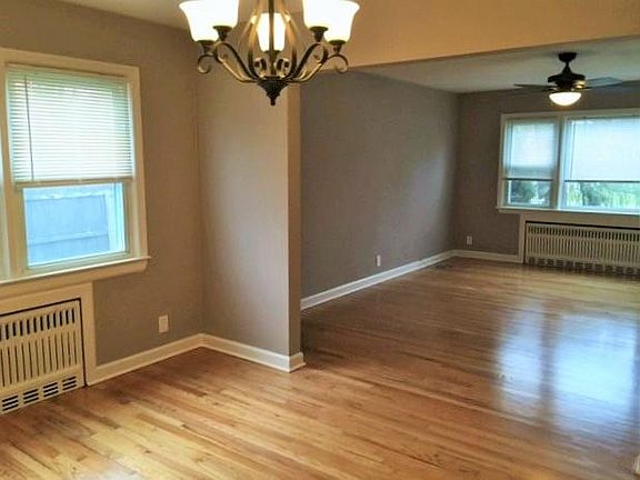 3rd image of 20 Raines St