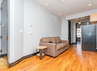 198 Scholes St #2C, Brooklyn, NY 11206