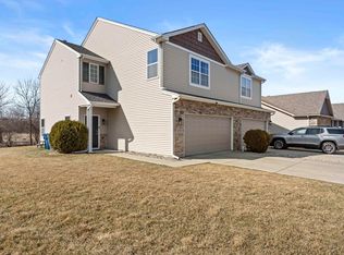 1252 Sawgrass Dr, Griffith, IN 46319