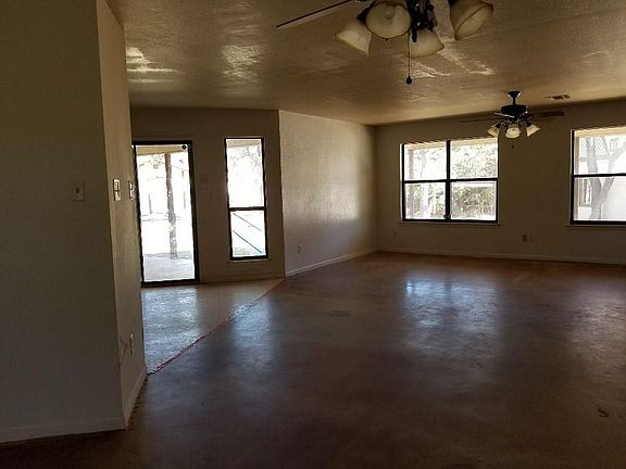 4th image of 534 County Road 1743