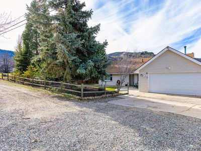 18421 Arosa Rd, Tehachapi, CA, 93561