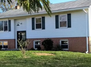 205 Porter Way, Charles Town, WV 25414