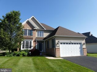 1350 Creekside Ln, Quakertown, PA 18951
