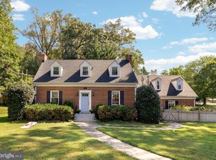 9701 Connecticut Ave, Kensington, MD 20895