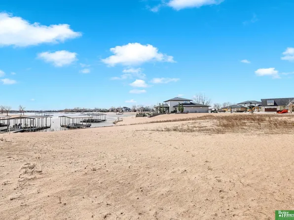 627 Kingfisher Cir, Ashland, NE 68003