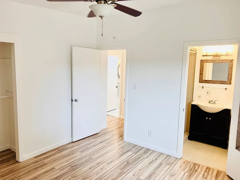3725 Clairemont Mesa Blvd — Photo 18