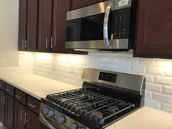 5th image of 1532 Sabal Palm Dr