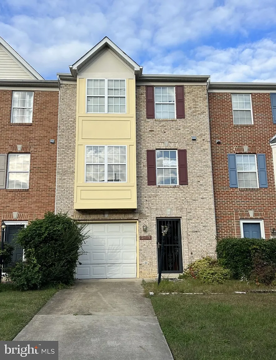 2404 Gerard Ct photo 1