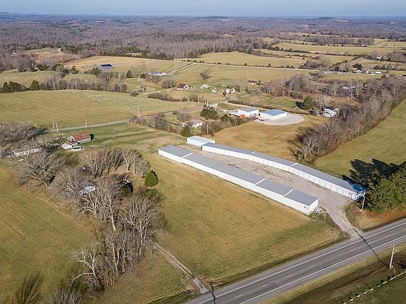 5th image of 3703 Byrdstown Hwy