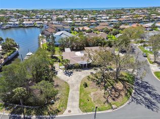 2180 Bayou Grande Blvd NE #1, Saint Petersburg, FL 33703