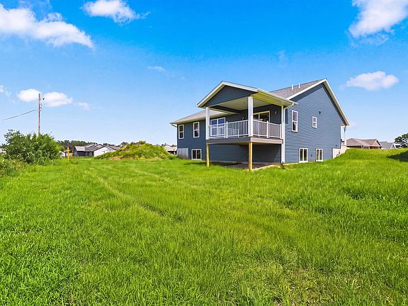 4th image of 1009 Sage Oak Cir