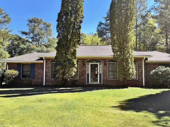 190 Hickory Rd, Fayetteville, GA 30214