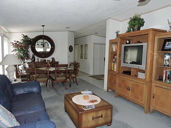 2nd image of 8494 Filifera Ct