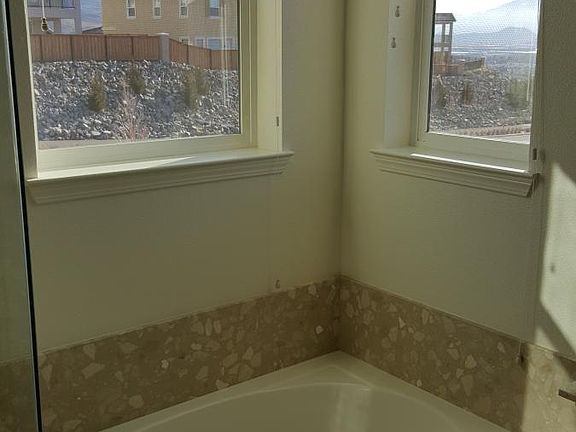 5th image of 2596 Michelangelo Dr