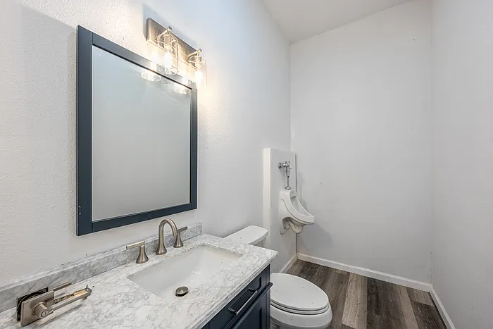 1153 Brookswood Ave — Photo 25