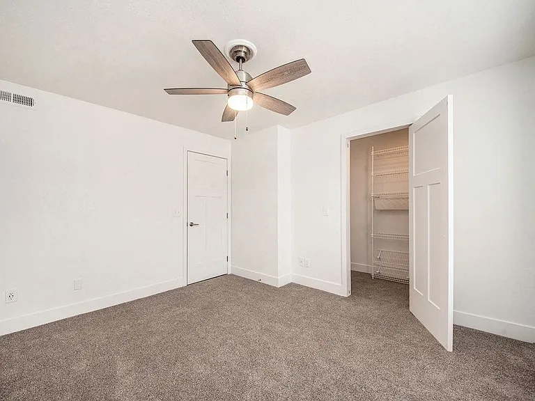 Signature Pointe Apartment Homes — Photo 88