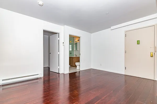 Rented by MySpaceNYC | media 16