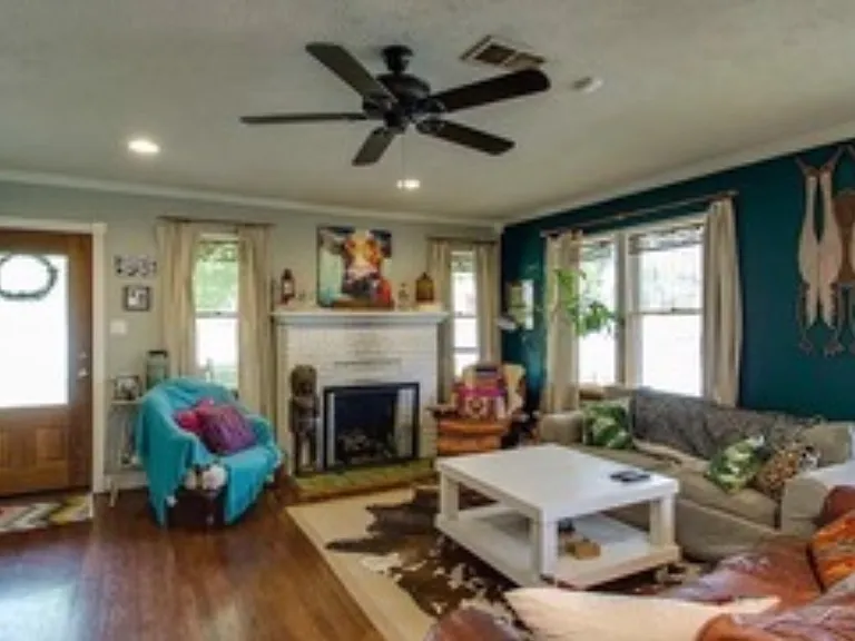 4901 Pershing Ave — Photo 8
