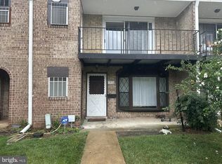 7970 Lakecrest Dr, Greenbelt, MD 20770