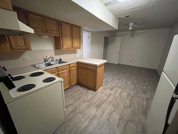 5th image of 200 Hann St APT 19