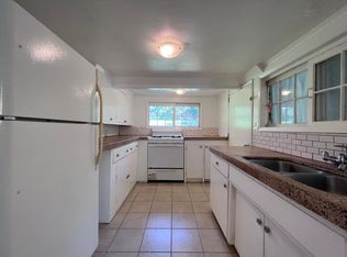 106 Wainaku St, Hilo, HI 96720
