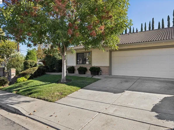 402 Vineyard Pl, Pleasanton, CA 94566