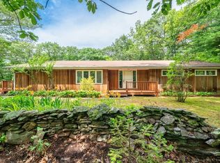 1037 Bartholomew Rd, Middletown, CT 06457