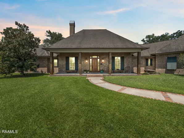 366 Lago Ave, Opelousas, LA 70570