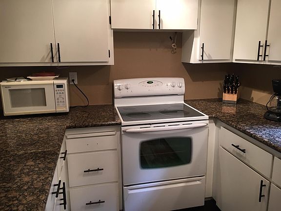 4th image of 29568 Lassen Dr