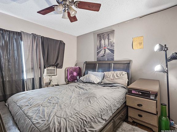 4th image of 4710 Casa Espana Street