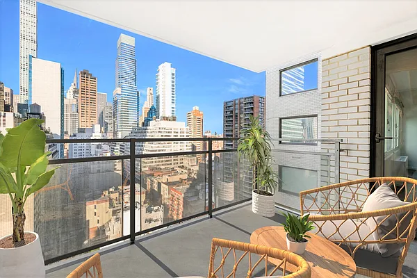 Sold by Corcoran | media 3
