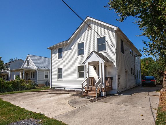 2nd image of 1057 Jefferson Ave #A