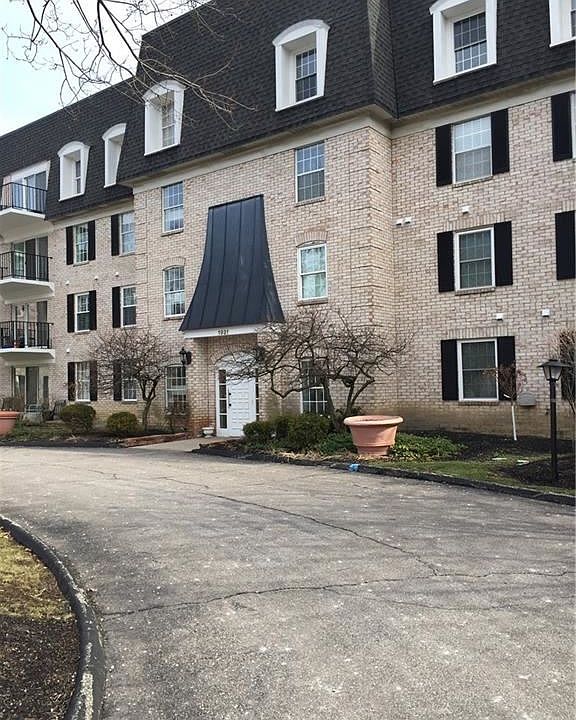 1st image of 1931 King James Pkwy APT 332