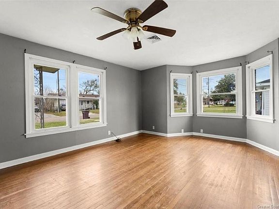 3rd image of 1113 Matilda St