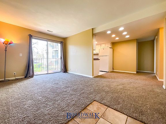 5th image of 1060 E Quail Park Dr APT C