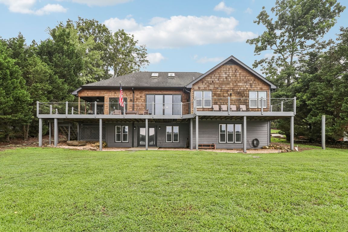 Pucketts Cove Rd-S2308-045.jpg