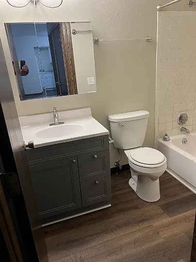 313 Higgins Drive - 21 — Photo 3