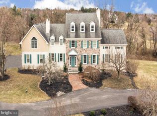 1 Planetree Ct, Newtown, PA 18940