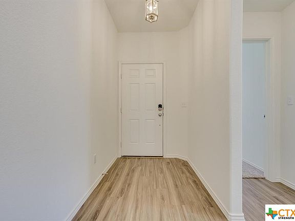 5th image of 112 Escondido Cir