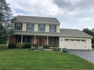 1021 Roesser Dr, Lancaster, PA 17601